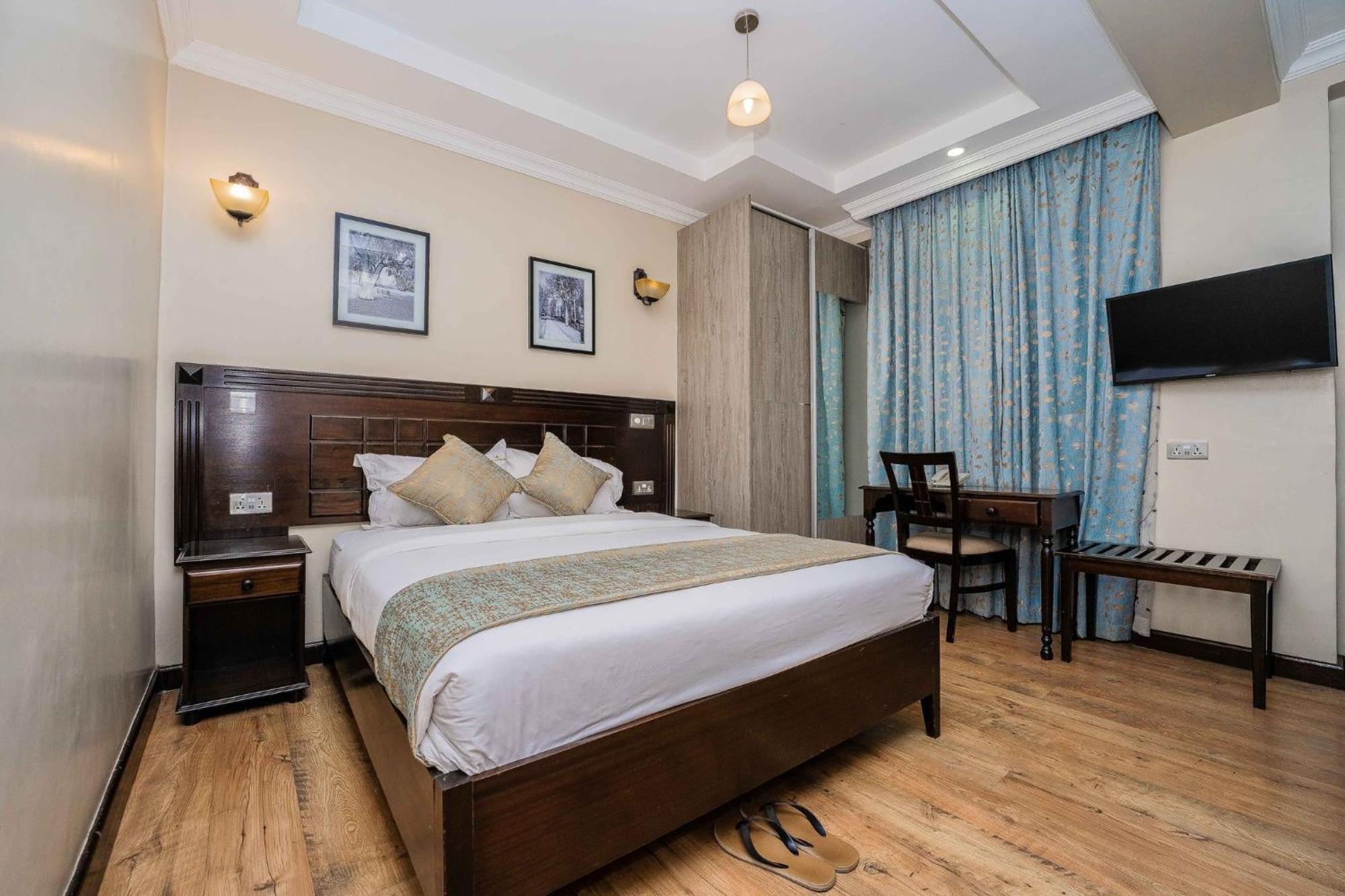 Hemak Suites Nairobi Ngoại thất bức ảnh