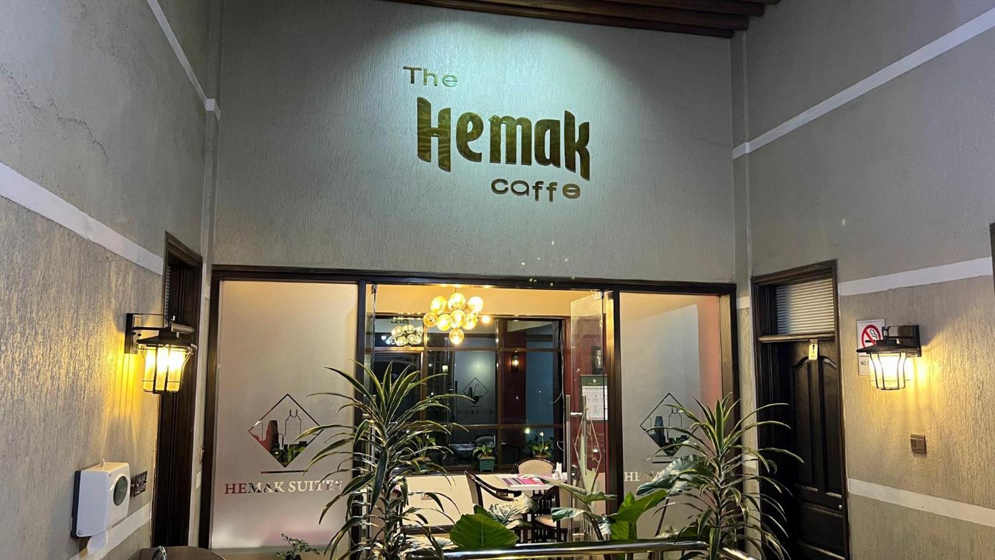 Hemak Suites Nairobi Ngoại thất bức ảnh