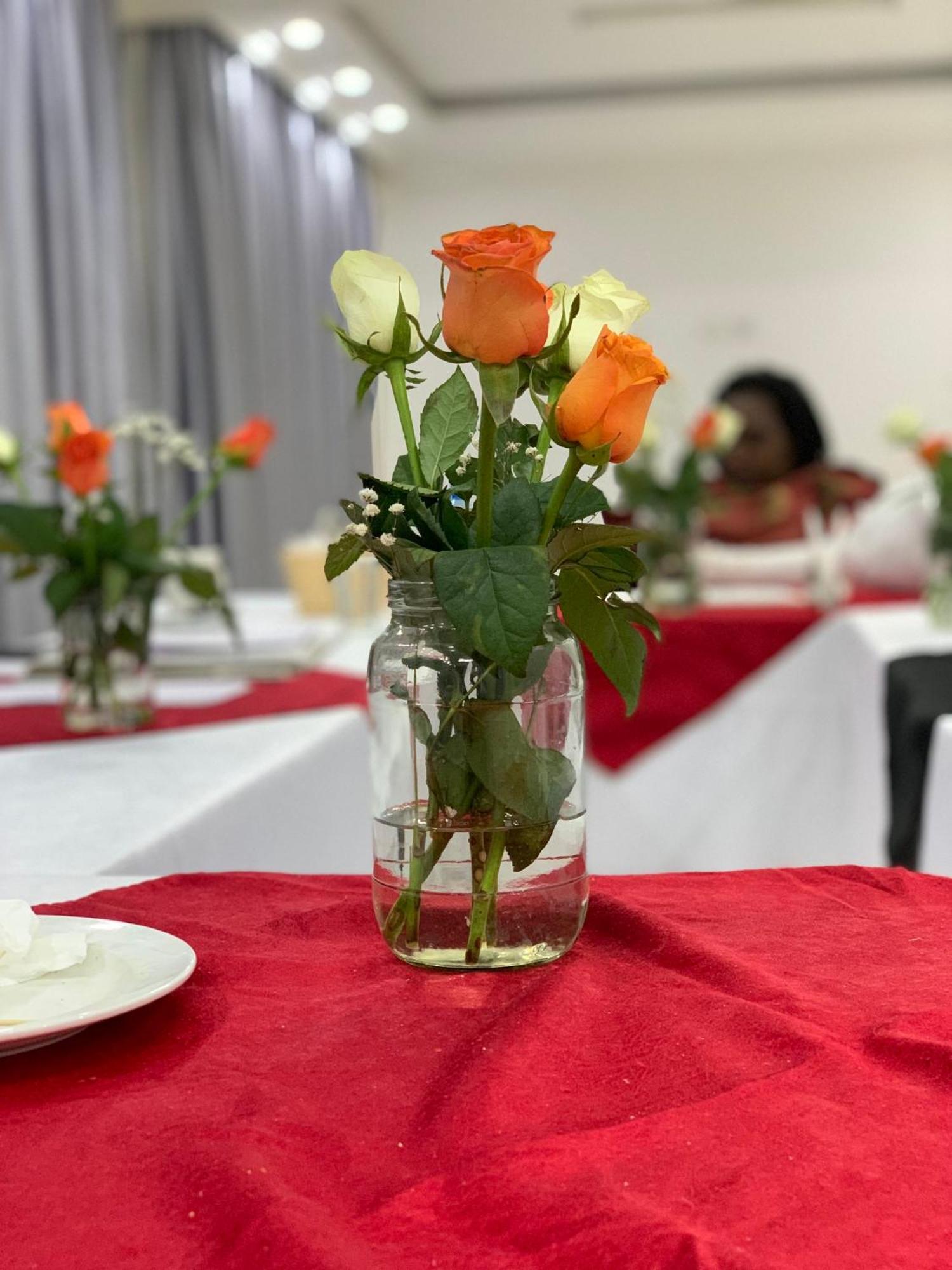 Hemak Suites Nairobi Ngoại thất bức ảnh